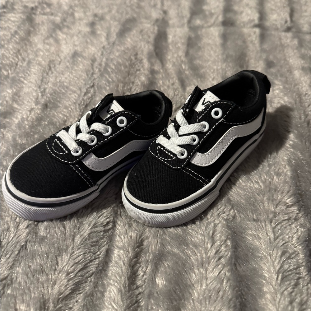 Baby/Toddler Vans Black & White